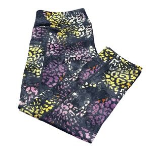 CVG Constantly Varied Gear Untamed Capri Leggings